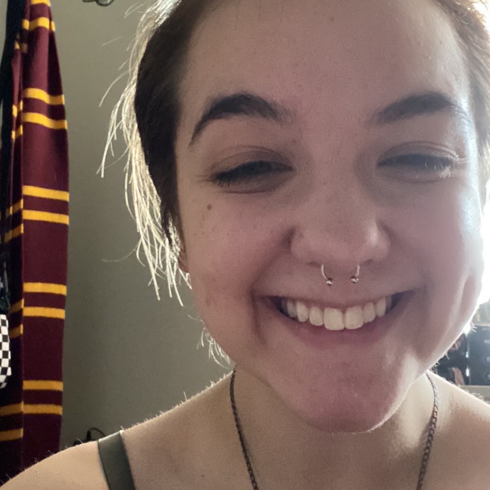 Meet your Posher, Jade
